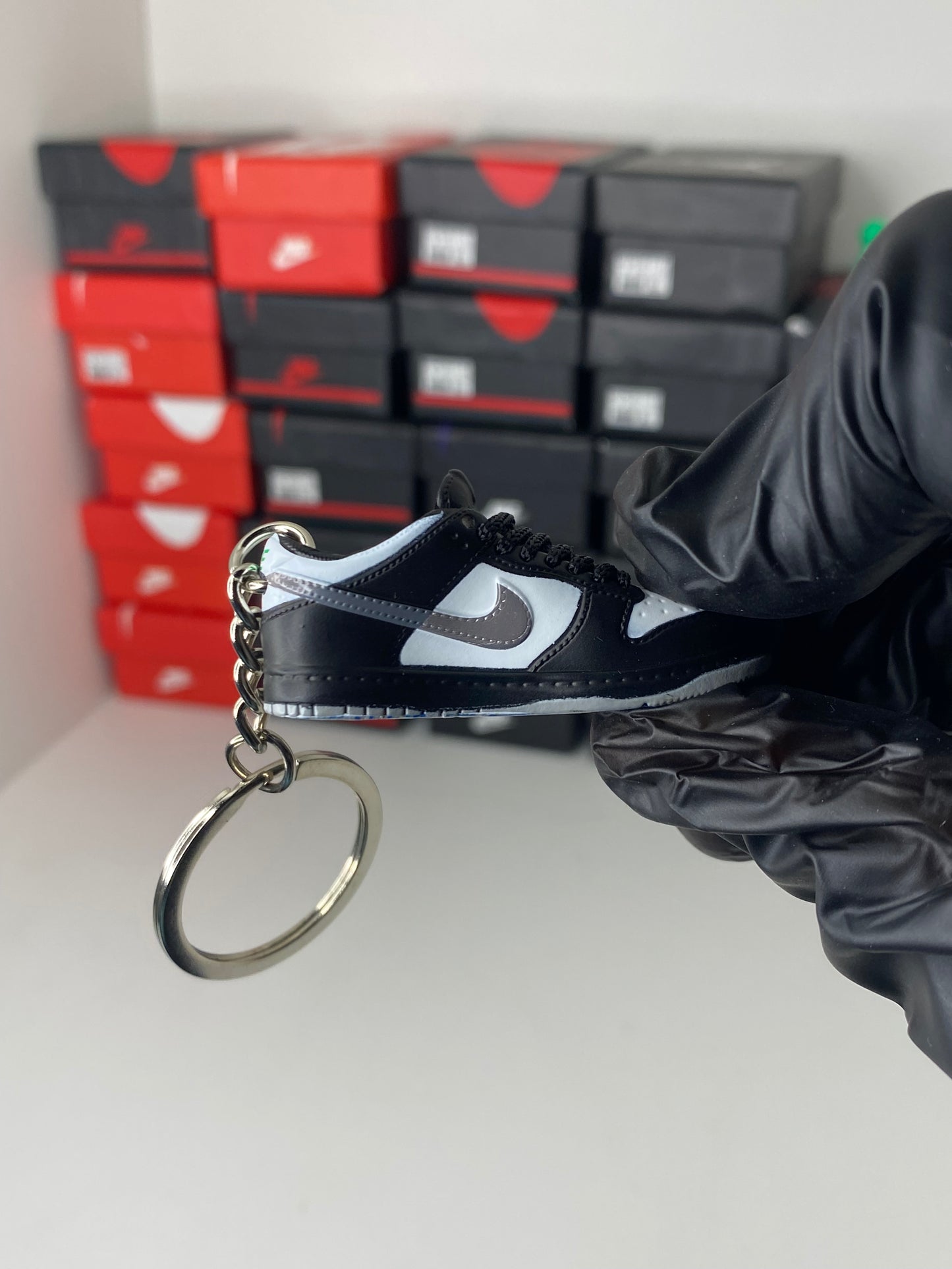 Jeff Staple x Panda Pigeons Dunk Keyrings