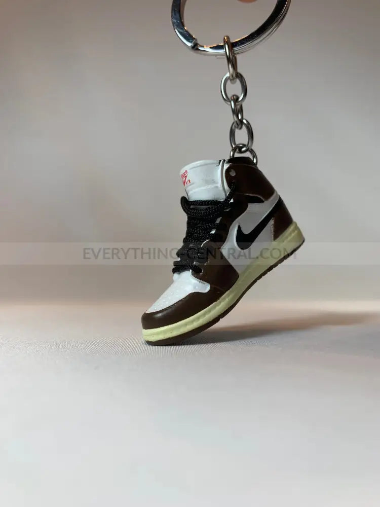 Travis Scott Reverse Jordan 1S